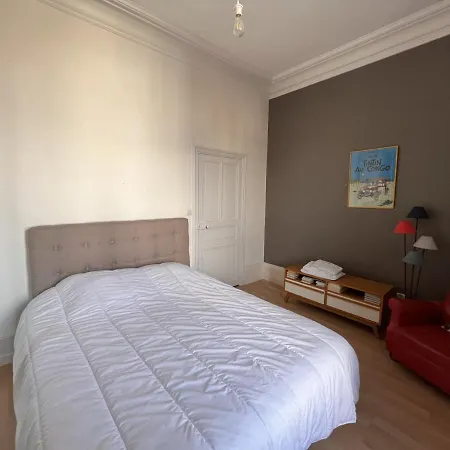De Gamme Centre-ville, 50m Plage, Parking Prive, 4 Couchages - Fr-1-197-552 *