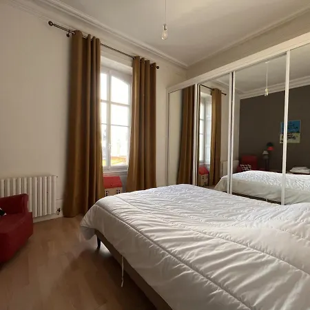 Lejlighed De Gamme Centre-ville, 50m Plage, Parking Prive, 4 Couchages - Fr-1-197-552