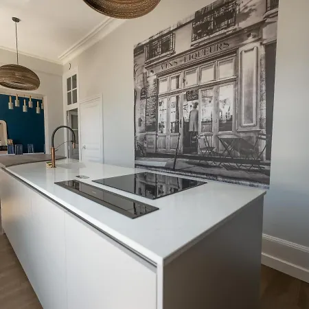 De Gamme Centre-ville, 50m Plage, Parking Prive, 4 Couchages - Fr-1-197-552 *